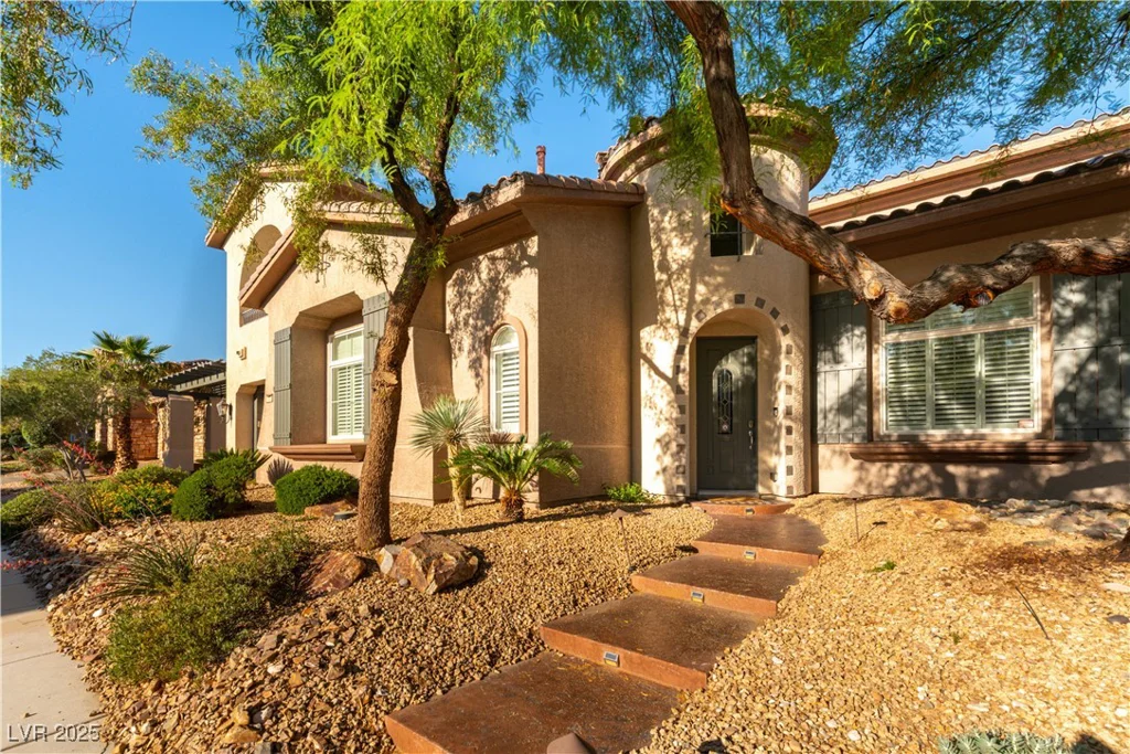 10002 Trapper Mountain, Las Vegas, NV 89178