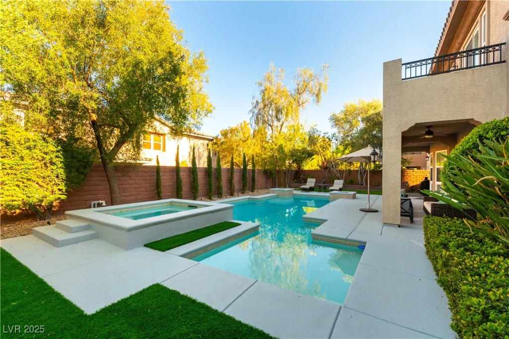10002 Trapper Mountain, Las Vegas, NV 89178