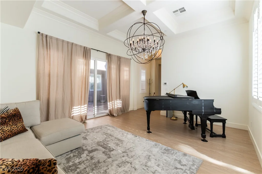 10002 Trapper Mountain, Las Vegas, NV 89178