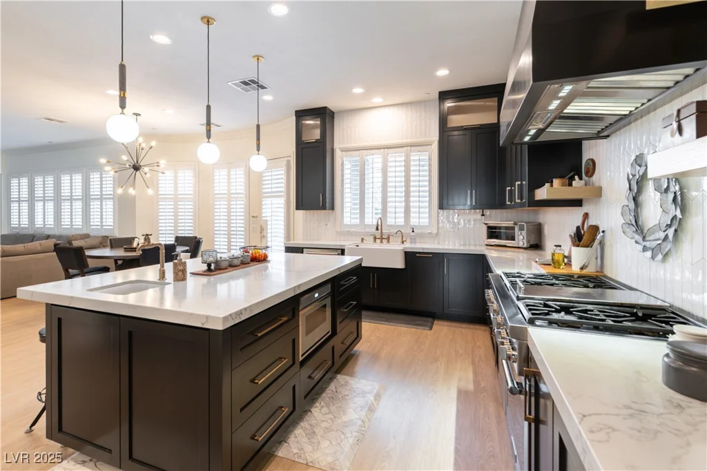 10002 Trapper Mountain, Las Vegas, NV 89178