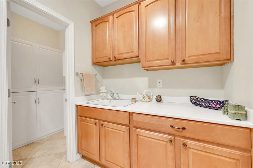 2244 Shadow Canyon, Henderson, NV 89044