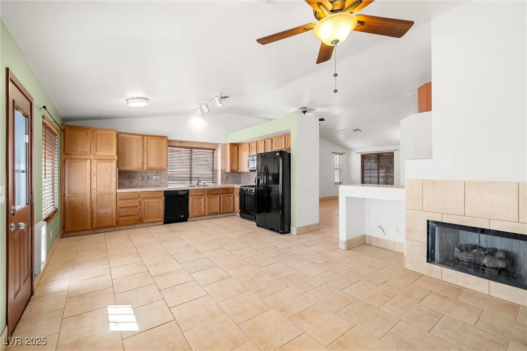 688 Arrowhead Canyon, Henderson, NV 89002