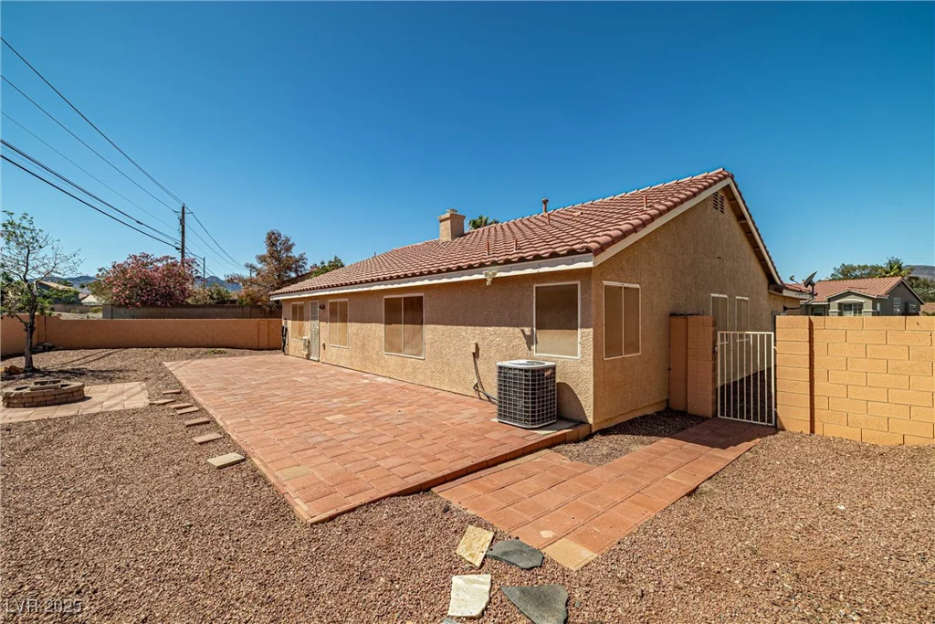 688 Arrowhead Canyon, Henderson, NV 89002