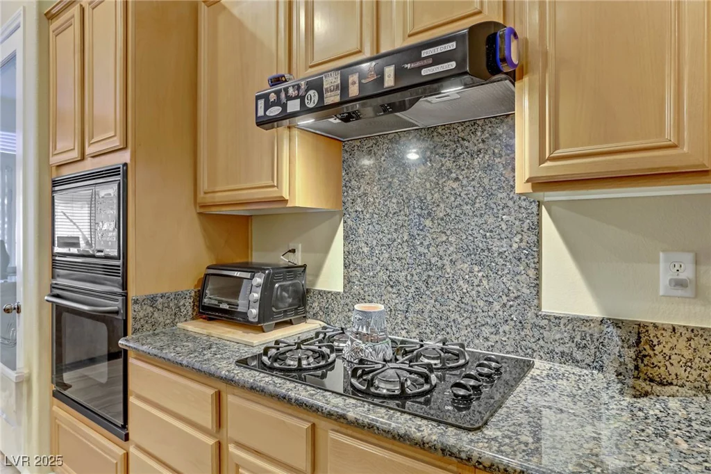 5833 Craigmore, North Las Vegas, NV 89031