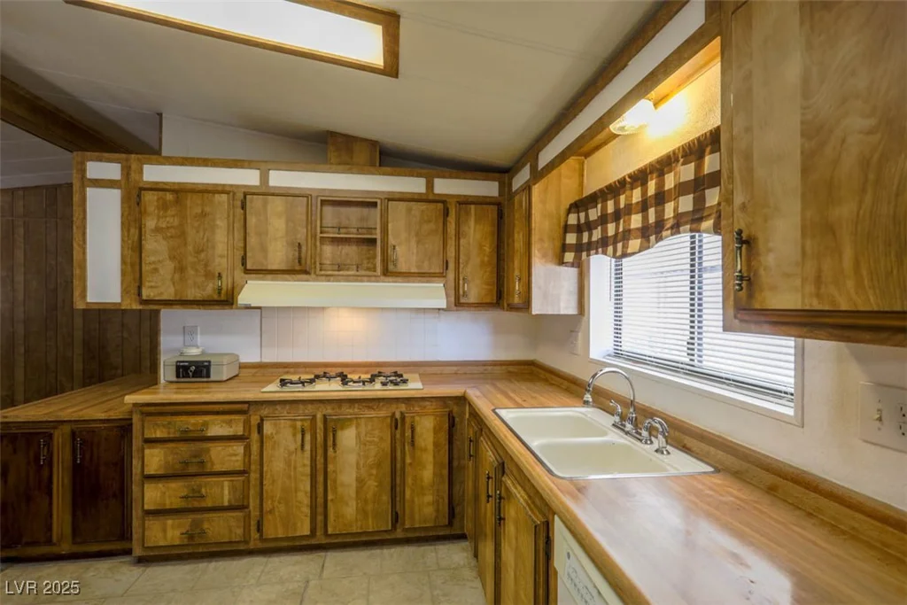 5572 Tres Piedras, Las Vegas, NV 89122