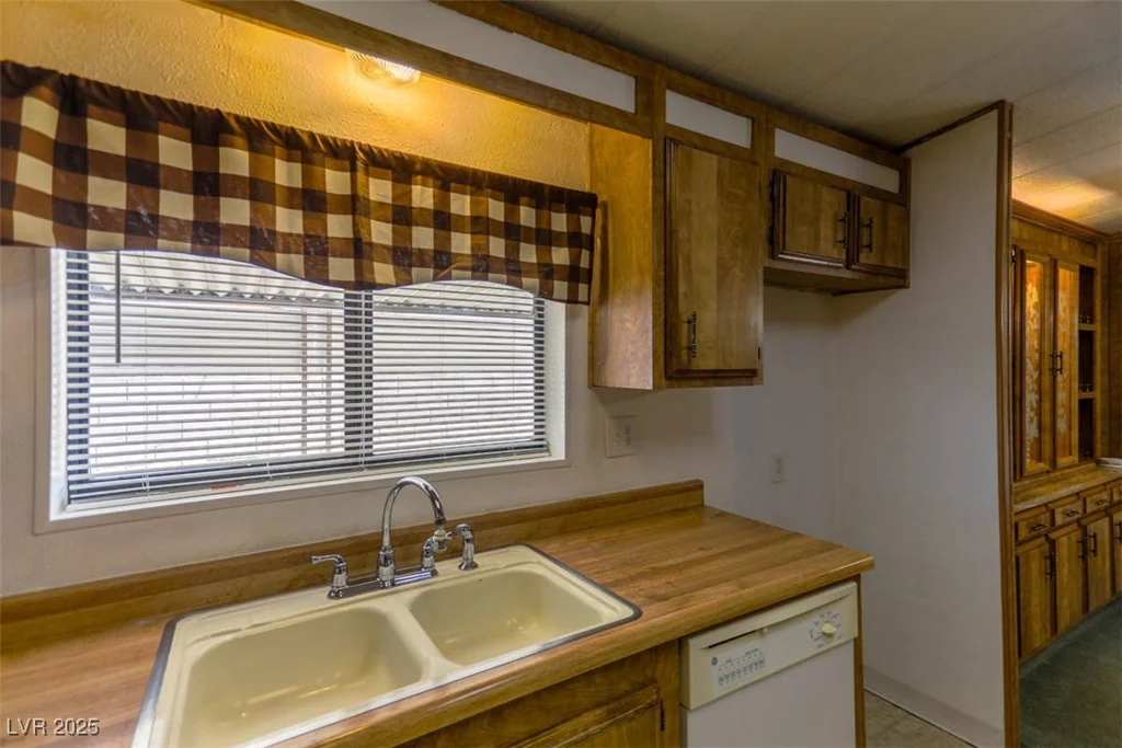 5572 Tres Piedras, Las Vegas, NV 89122