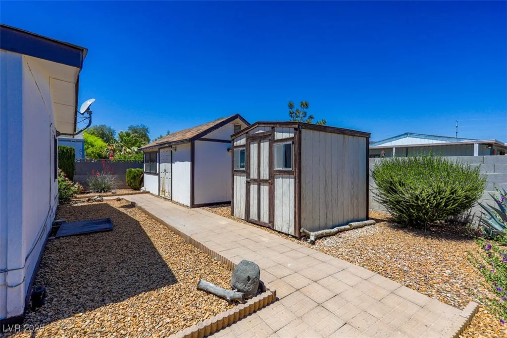 5572 Tres Piedras, Las Vegas, NV 89122