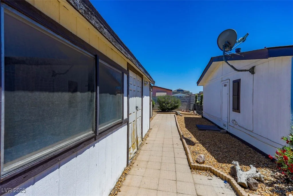 5572 Tres Piedras, Las Vegas, NV 89122