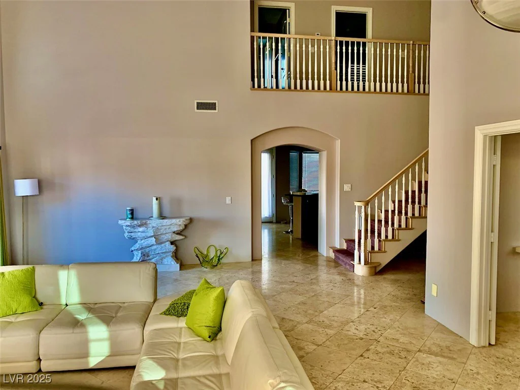 1915 Hazeltine, Henderson, NV 89074