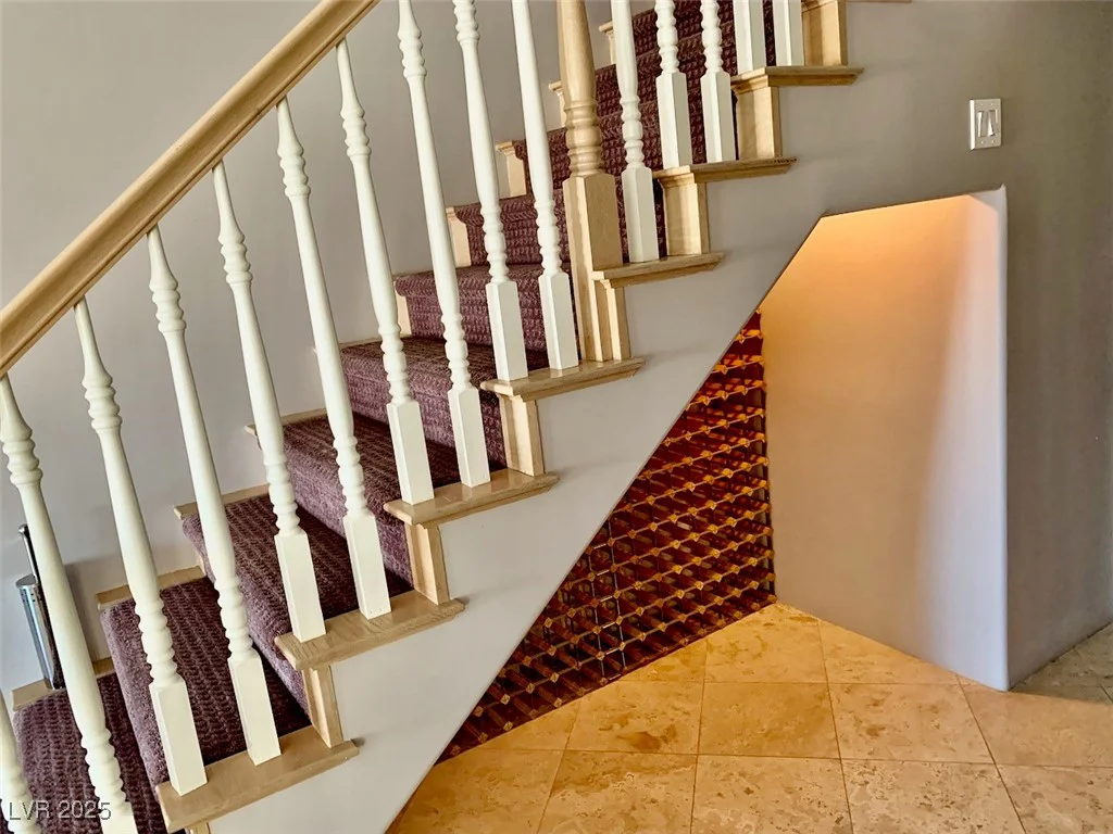 1915 Hazeltine, Henderson, NV 89074