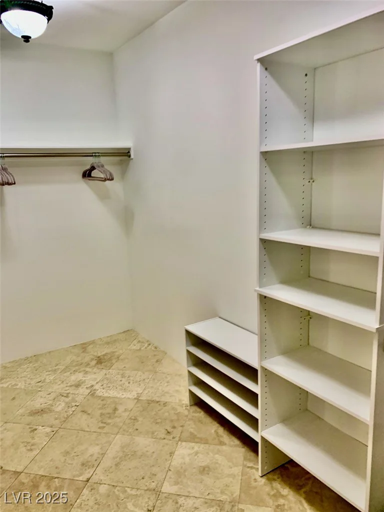 1915 Hazeltine, Henderson, NV 89074