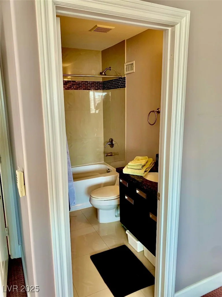1915 Hazeltine, Henderson, NV 89074