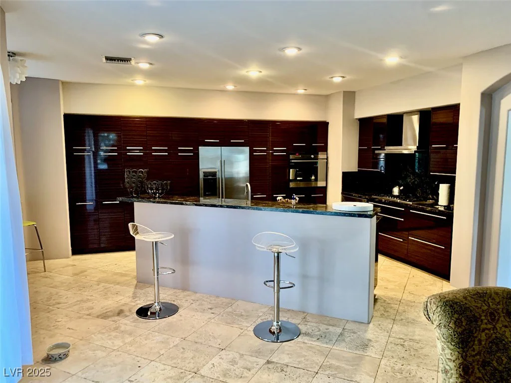 1915 Hazeltine, Henderson, NV 89074