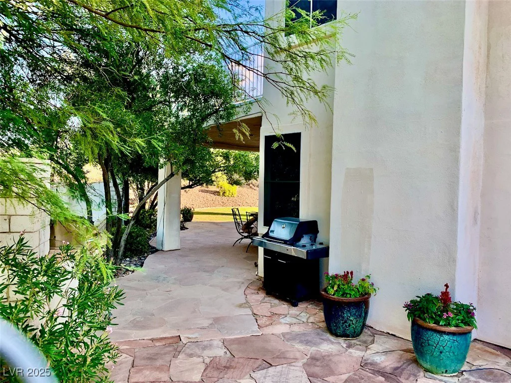 1915 Hazeltine, Henderson, NV 89074