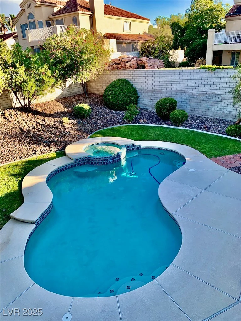 1915 Hazeltine, Henderson, NV 89074