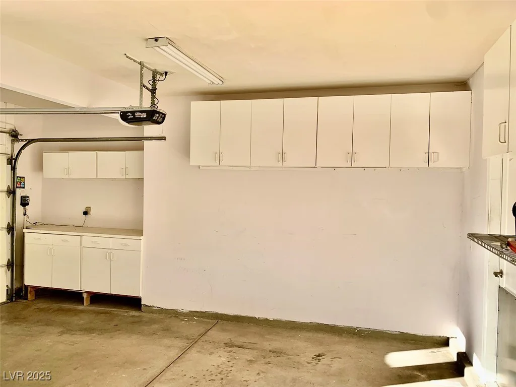 1915 Hazeltine, Henderson, NV 89074