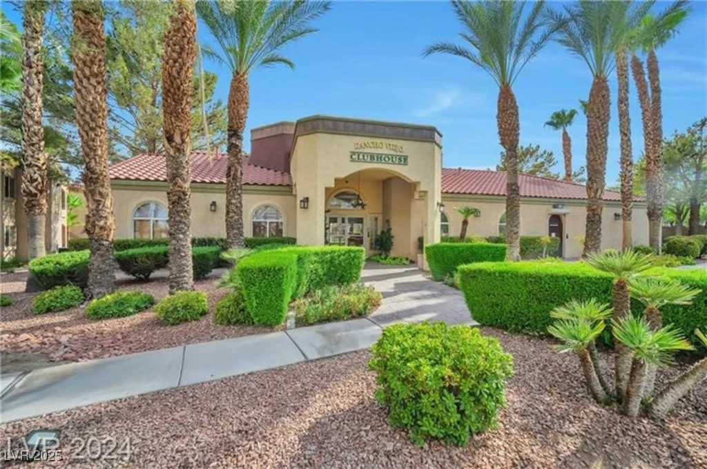 7885 Flamingo, Las Vegas, NV 89147