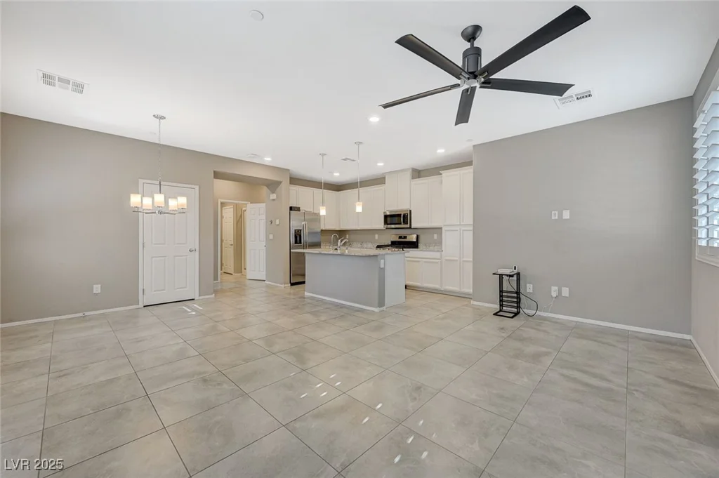 8562 Insignia, Las Vegas, NV 89178