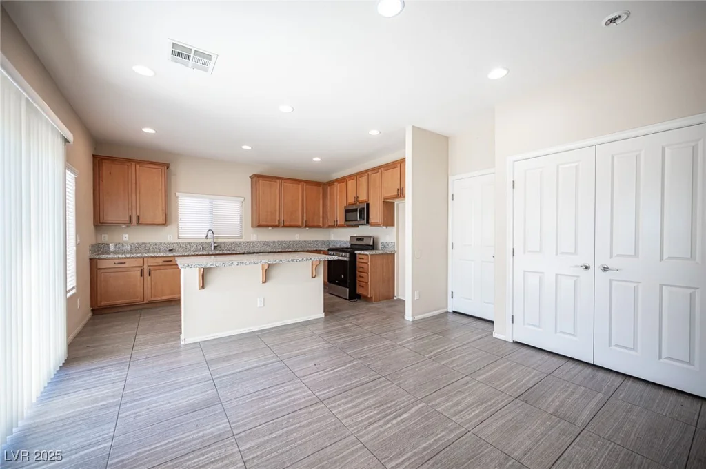1405 Gilbert Creek, North Las Vegas, NV 89031