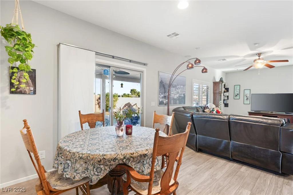 2720 Mickey Mantle, Las Vegas, NV 89108
