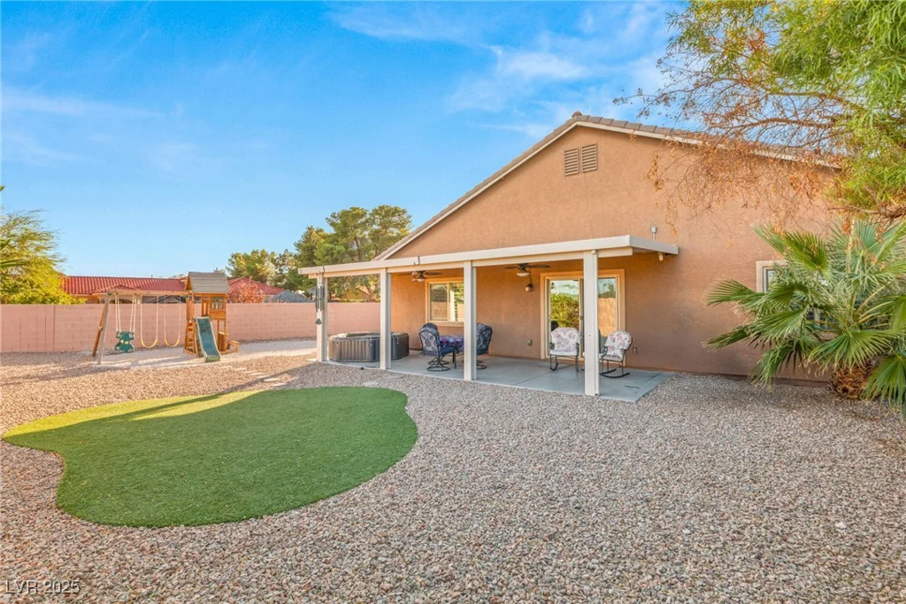 2720 Mickey Mantle, Las Vegas, NV 89108
