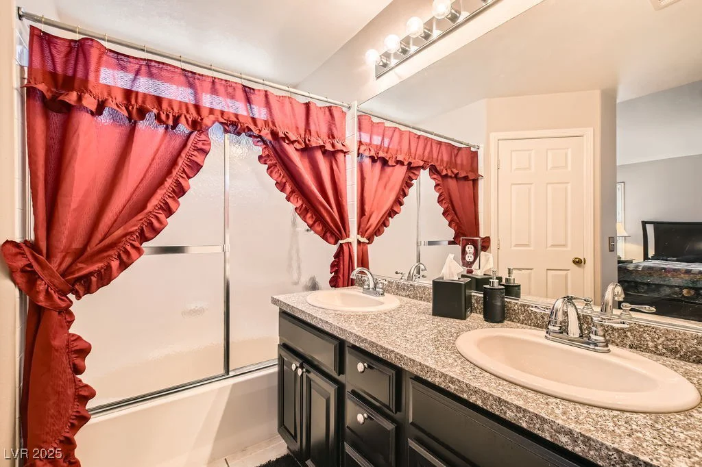 2341 Steinke, Las Vegas, NV 89108