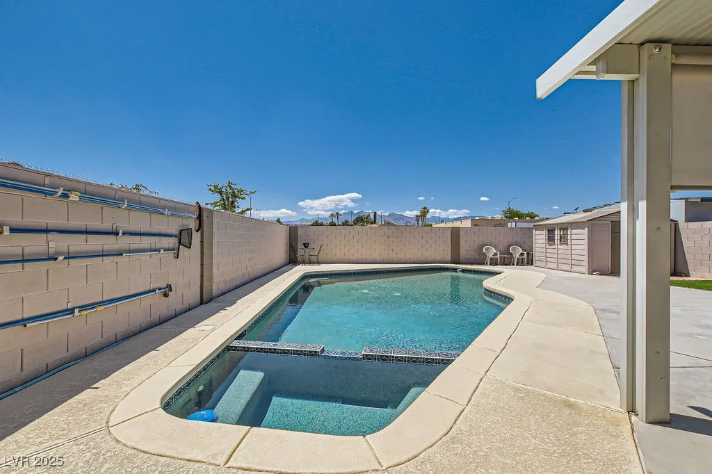 2341 Steinke, Las Vegas, NV 89108