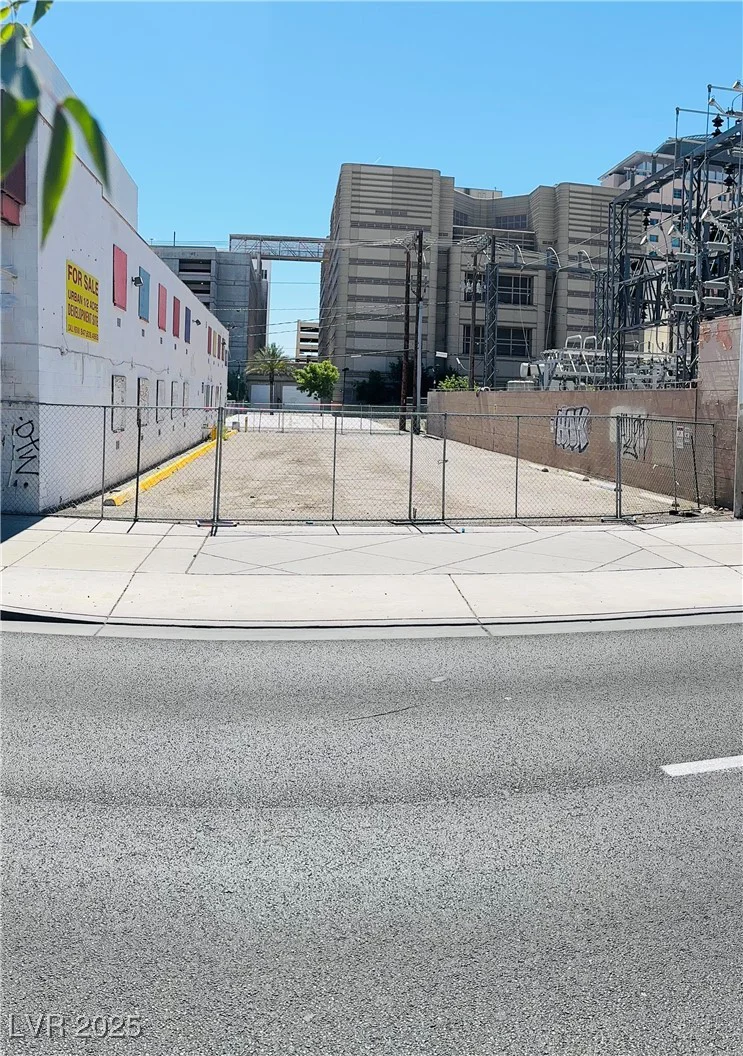 307-319 Main, Las Vegas, NV 89101