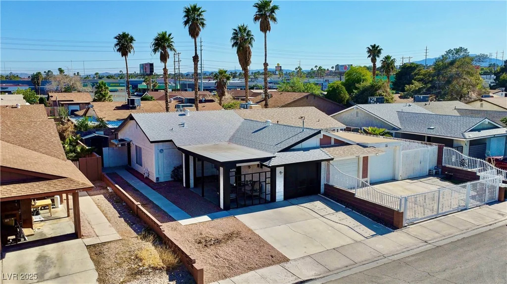 4681 Via San Rafael, Las Vegas, NV 89103
