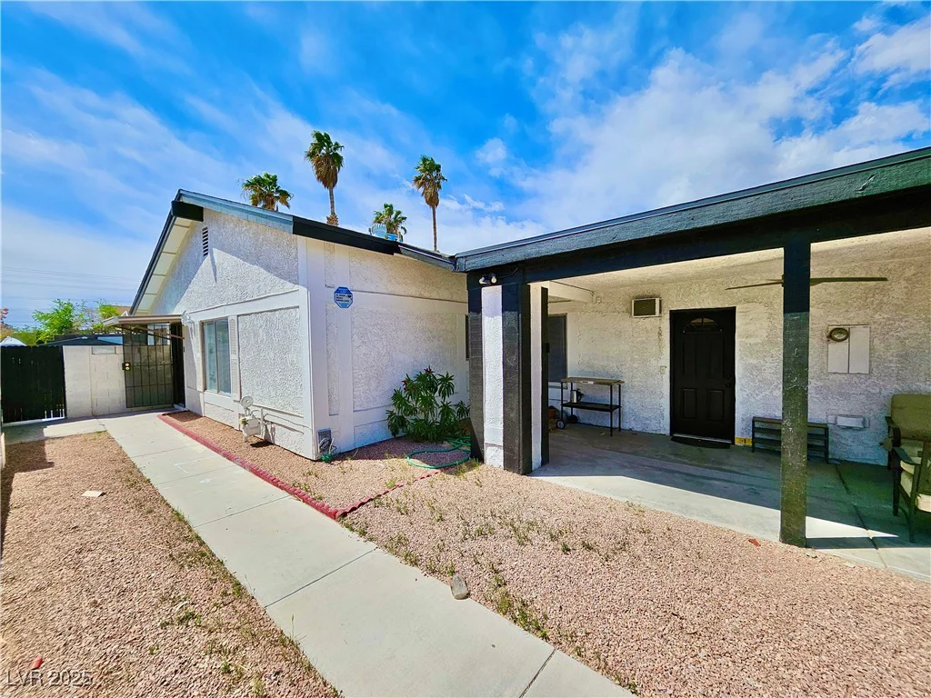 4681 Via San Rafael, Las Vegas, NV 89103