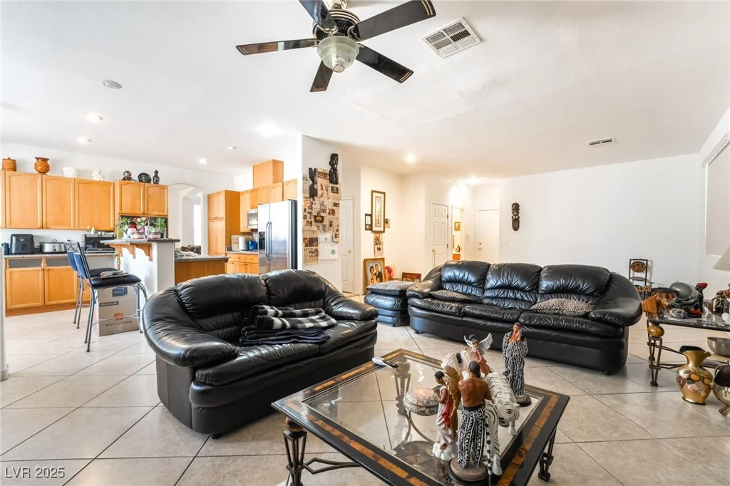 3786 Port Ritchey, Las Vegas, NV 89147