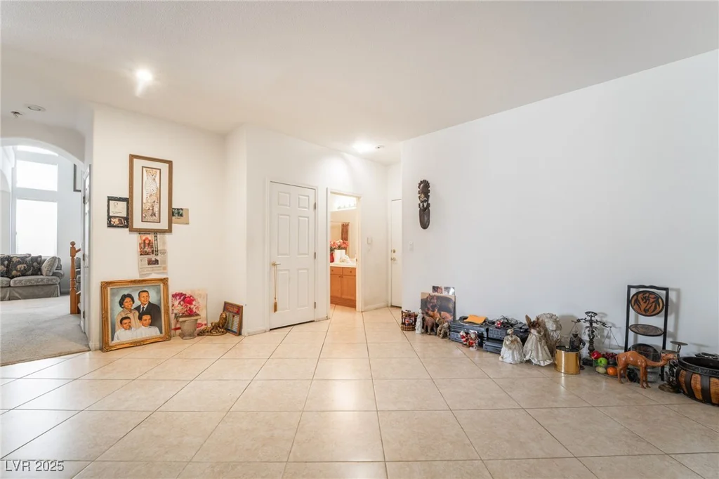 3786 Port Ritchey, Las Vegas, NV 89147