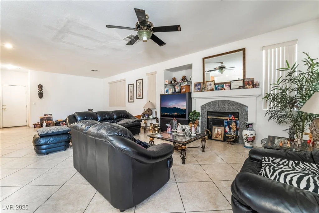3786 Port Ritchey, Las Vegas, NV 89147
