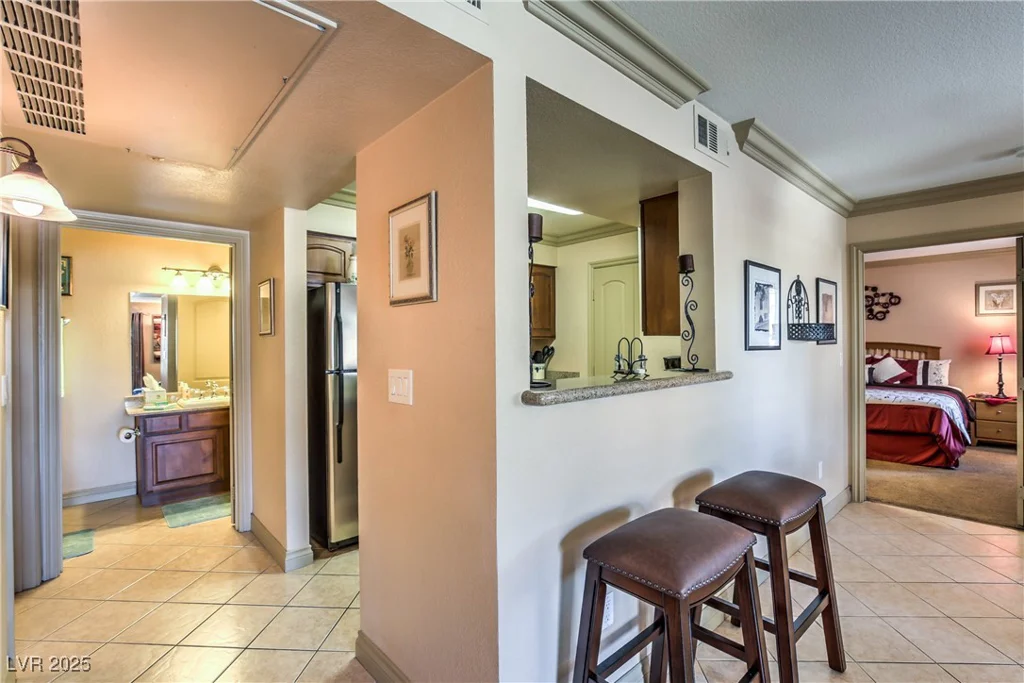 1150 Buffalo, Las Vegas, NV 89128