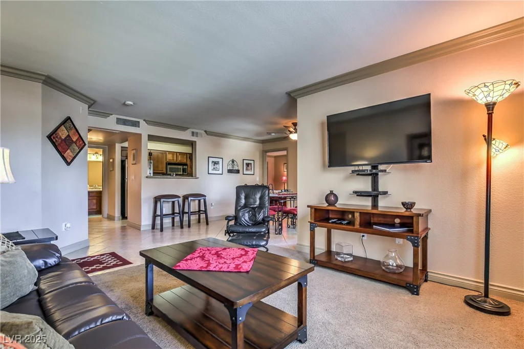 1150 Buffalo, Las Vegas, NV 89128
