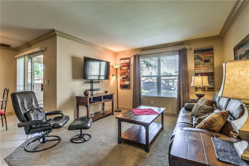 1150 Buffalo, Las Vegas, NV 89128