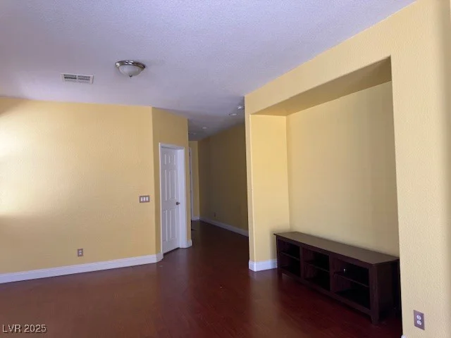 8325 Aspen Village, Las Vegas, NV 89113