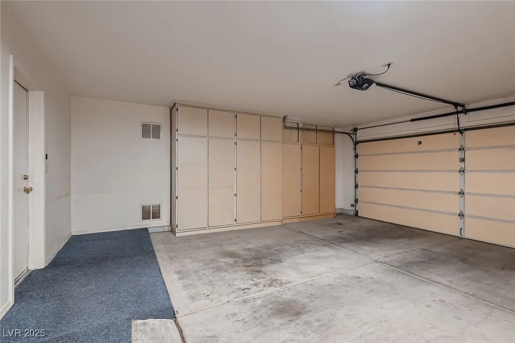 8613 Linderwood, Las Vegas, NV 89134