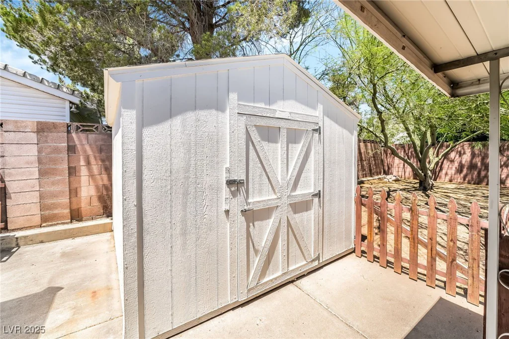 429 Scenic, Henderson, NV 89002