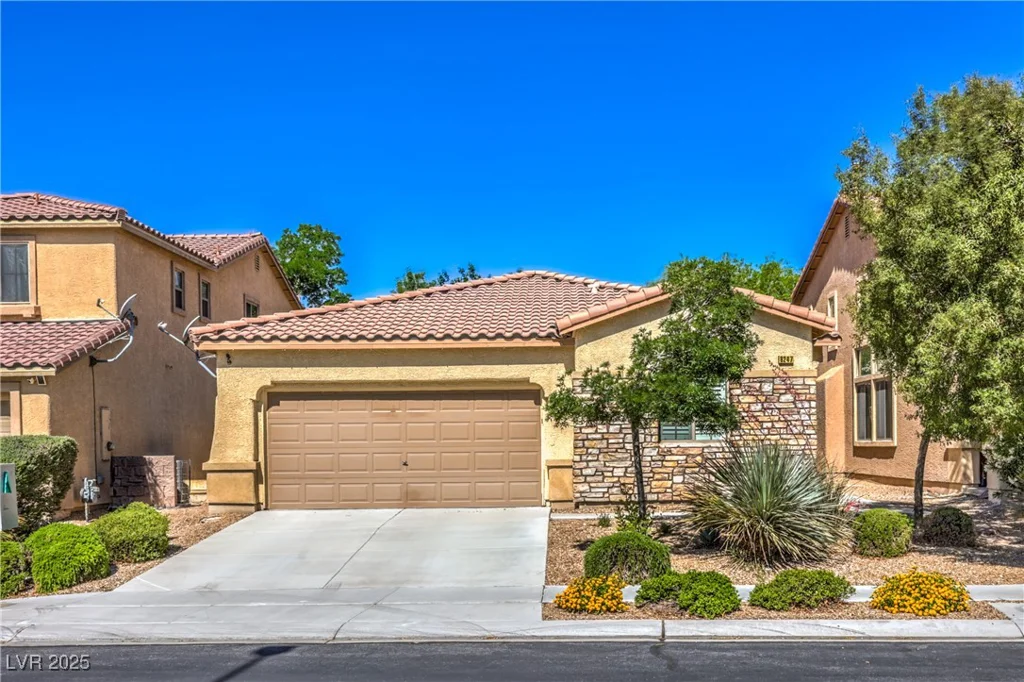 8247 Oasis Bloom, North Las Vegas, NV 89085