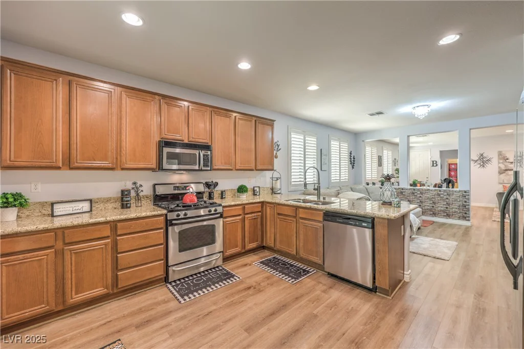8247 Oasis Bloom, North Las Vegas, NV 89085