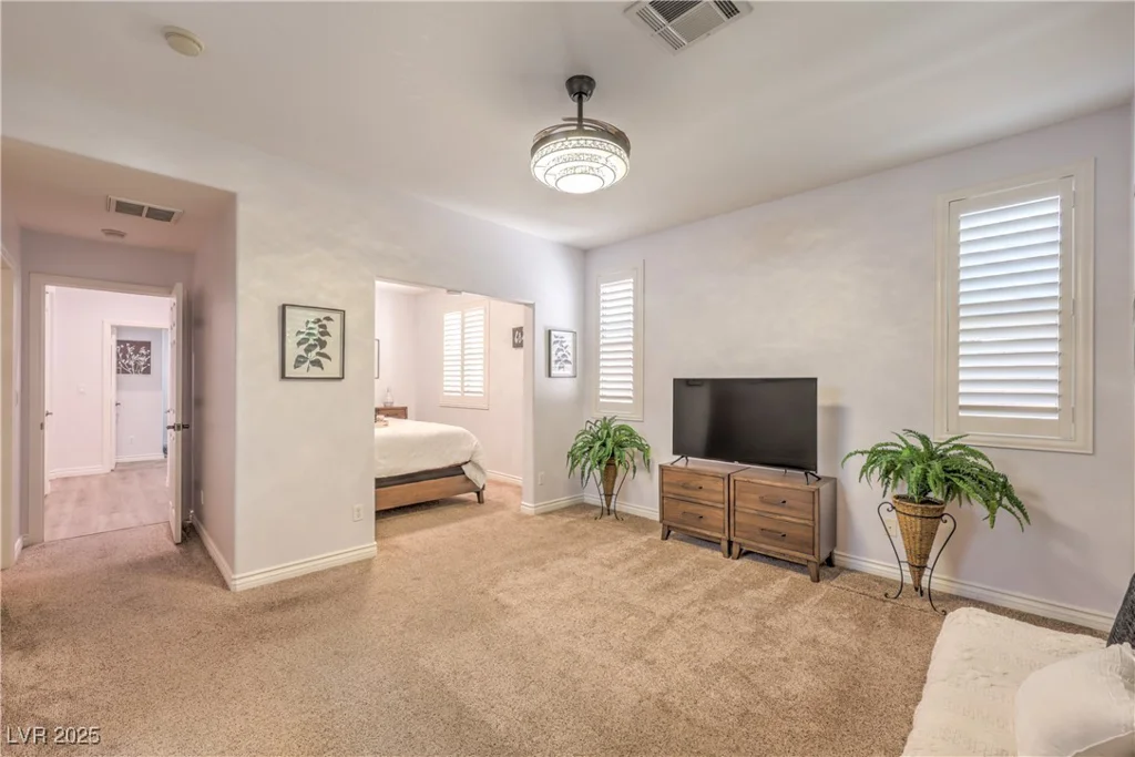 8247 Oasis Bloom, North Las Vegas, NV 89085