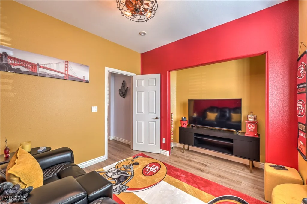8247 Oasis Bloom, North Las Vegas, NV 89085