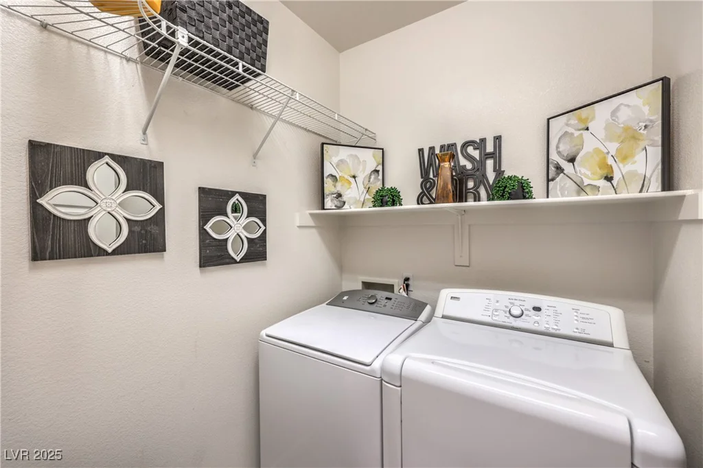 8247 Oasis Bloom, North Las Vegas, NV 89085