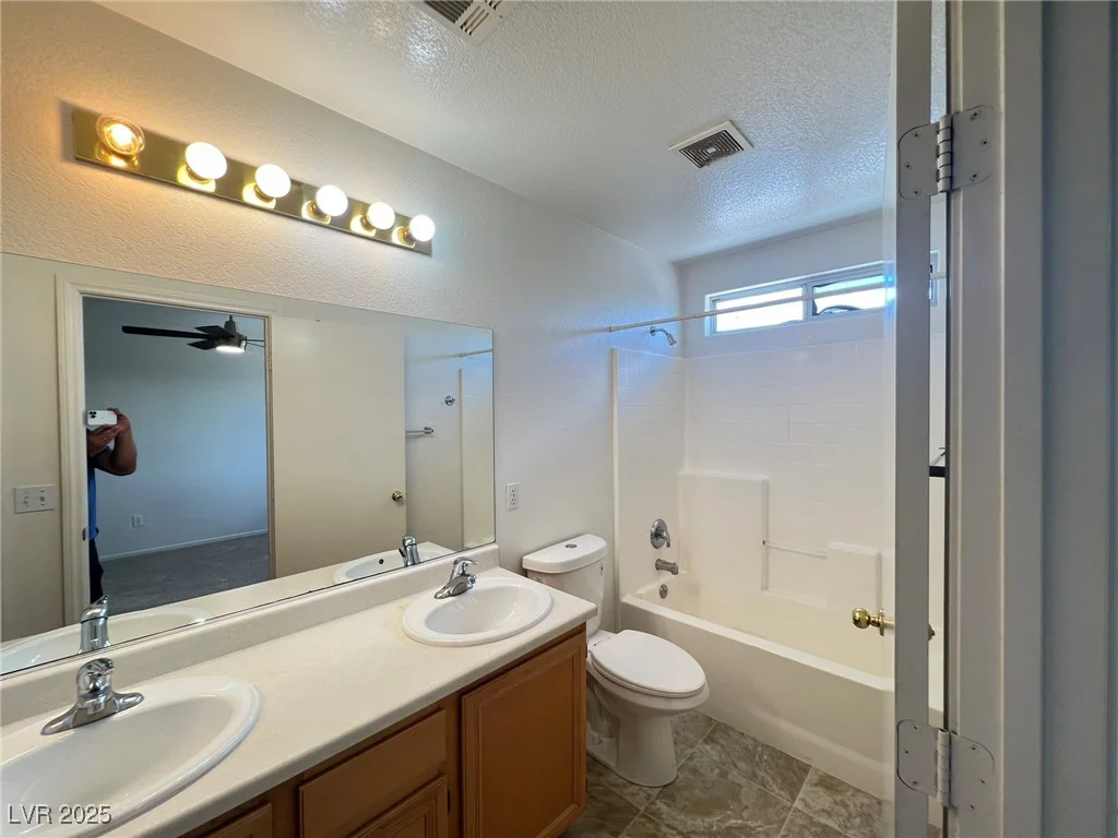 7748 Catalina Harbor, Las Vegas, NV 89131