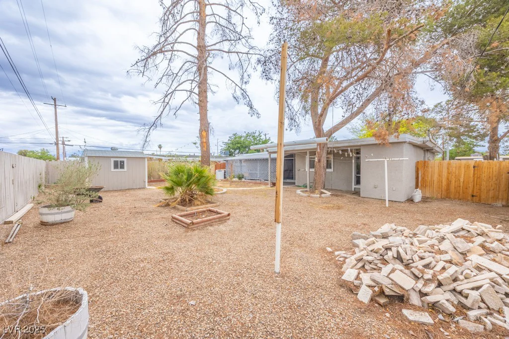 2819 Taylor, North Las Vegas, NV 89030