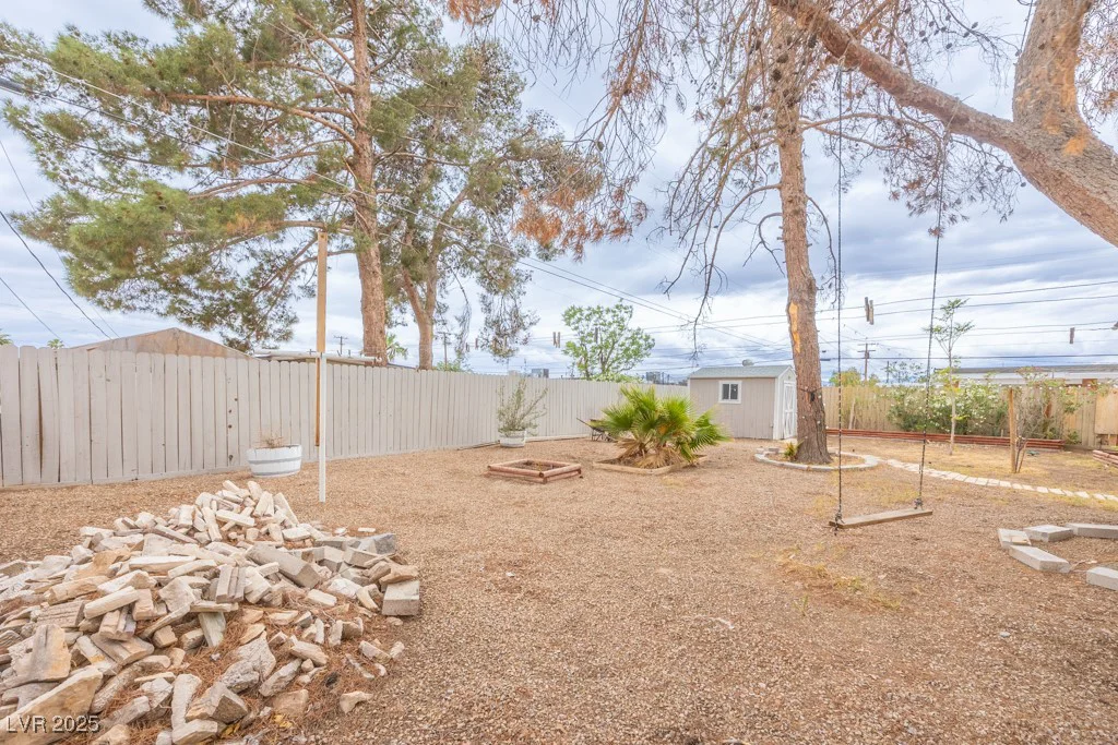 2819 Taylor, North Las Vegas, NV 89030
