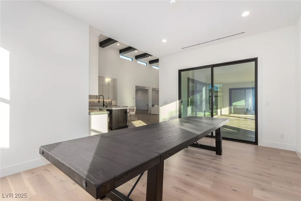 5725 El Royale, Las Vegas, NV 89149