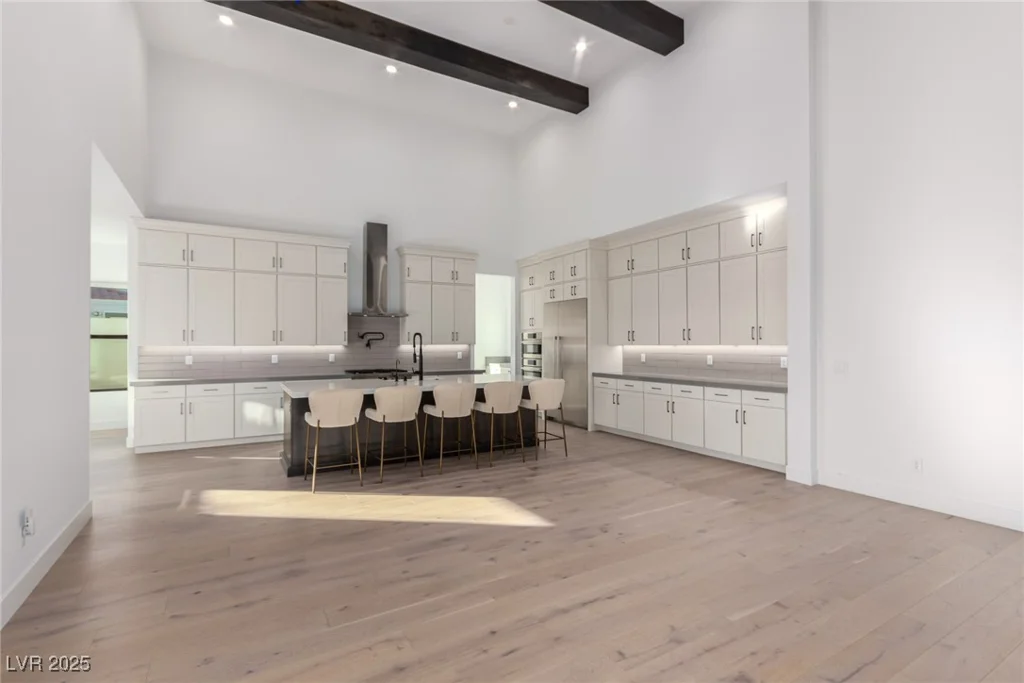 5725 El Royale, Las Vegas, NV 89149