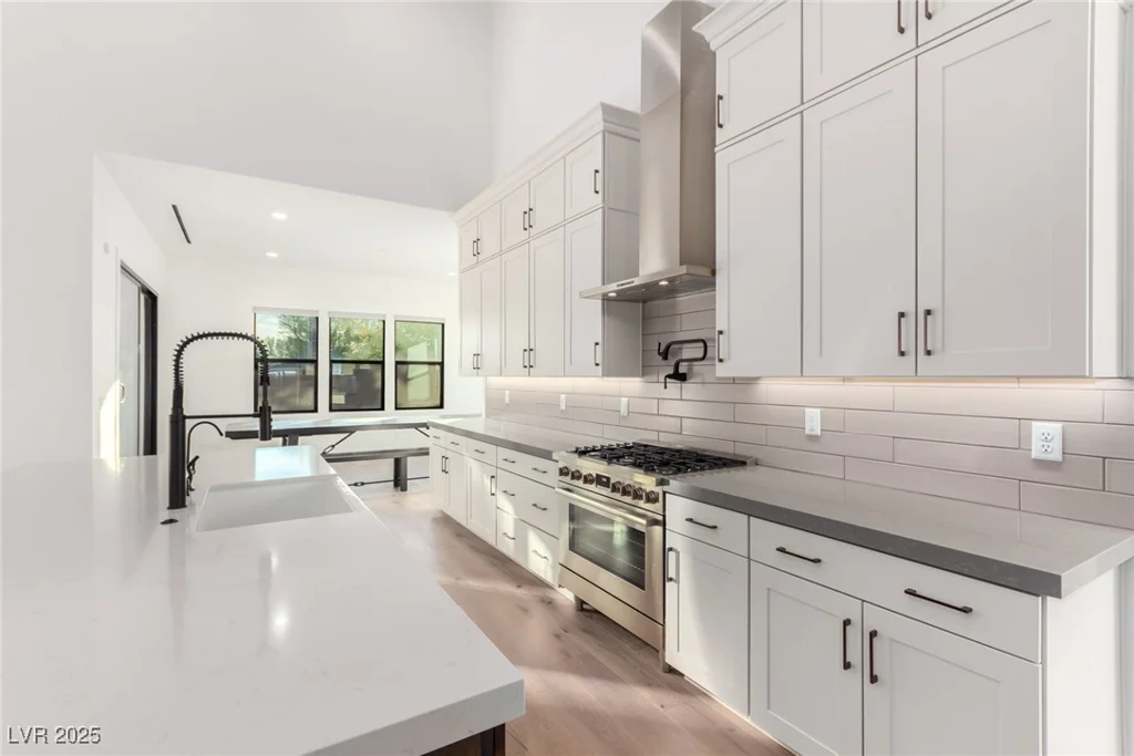 5725 El Royale, Las Vegas, NV 89149